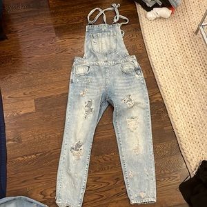 Woman’s Jean overalls
